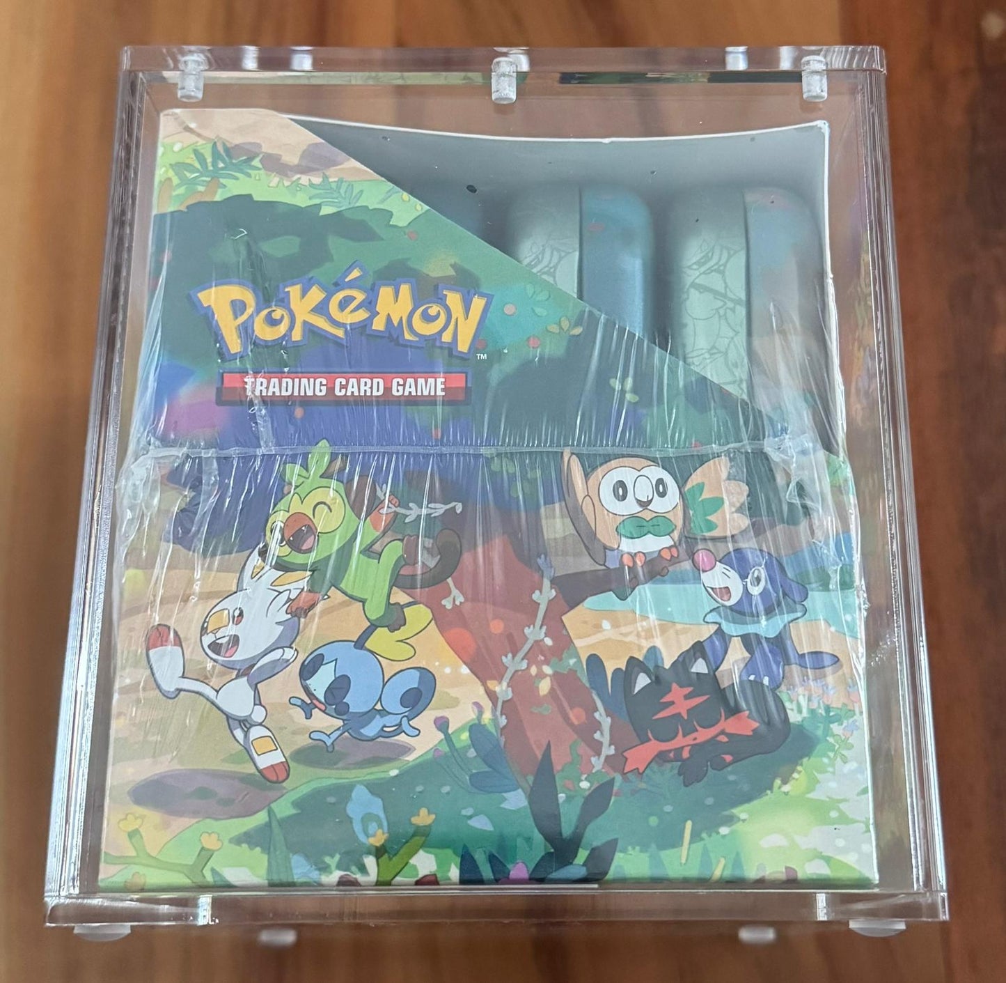 Acrylic 8 Mini-Tin Display